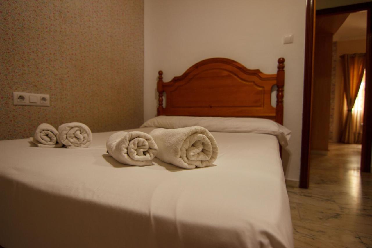 Rentalsevilla Centrico Apartamento Junto Al Guadalquivir Con Parking Coche Mediano מראה חיצוני תמונה