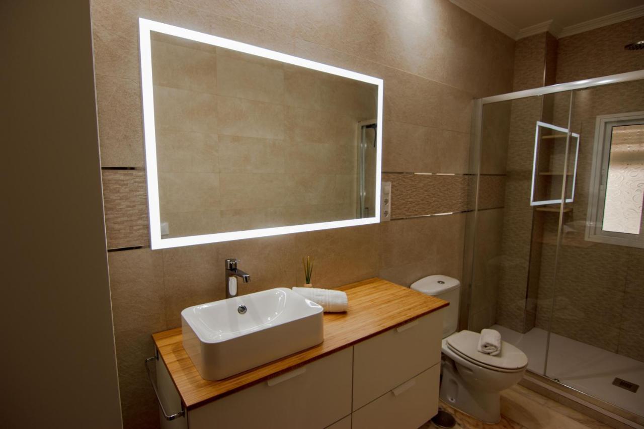 Rentalsevilla Centrico Apartamento Junto Al Guadalquivir Con Parking Coche Mediano מראה חיצוני תמונה