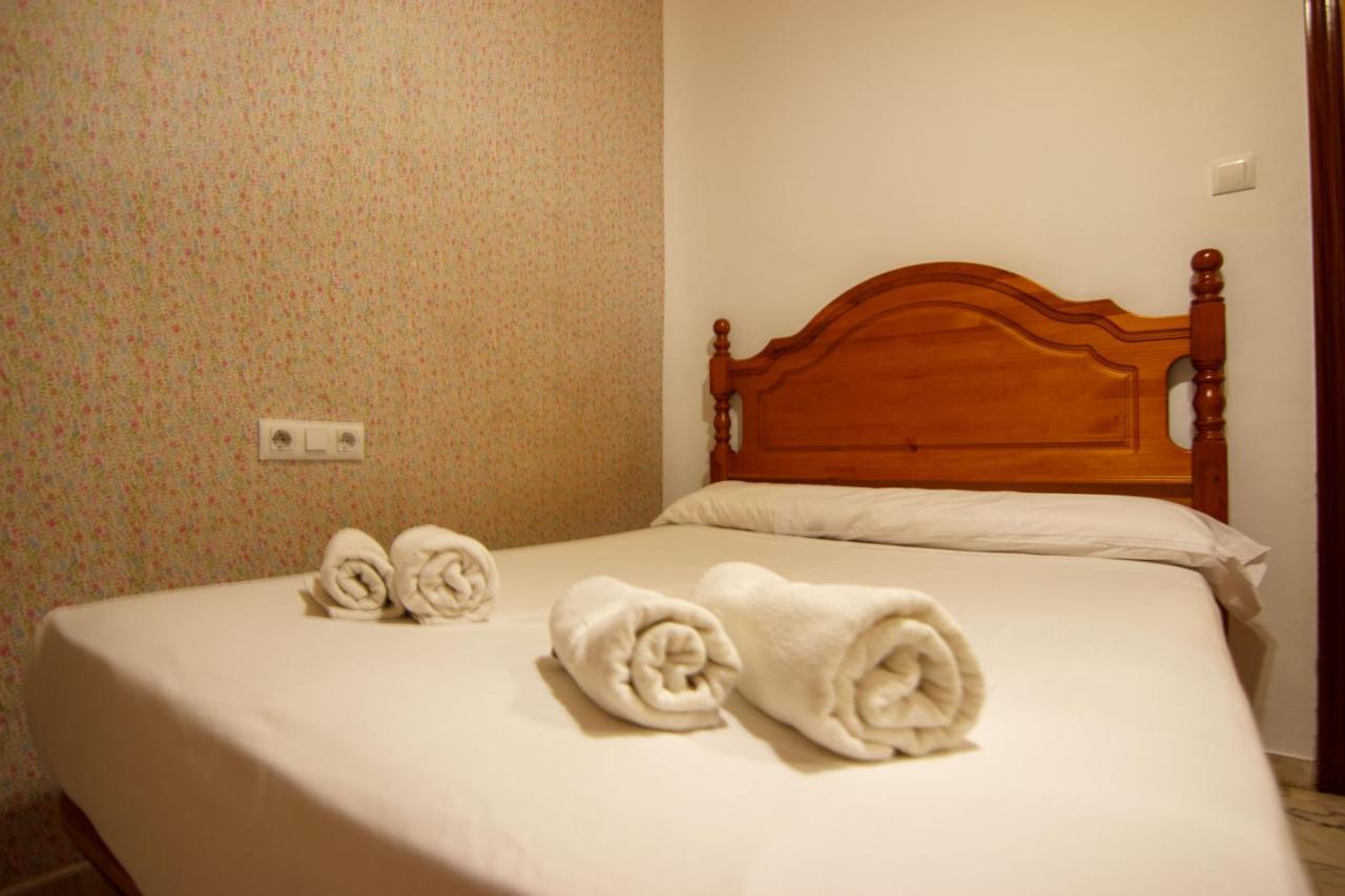 Rentalsevilla Centrico Apartamento Junto Al Guadalquivir Con Parking Coche Mediano מראה חיצוני תמונה
