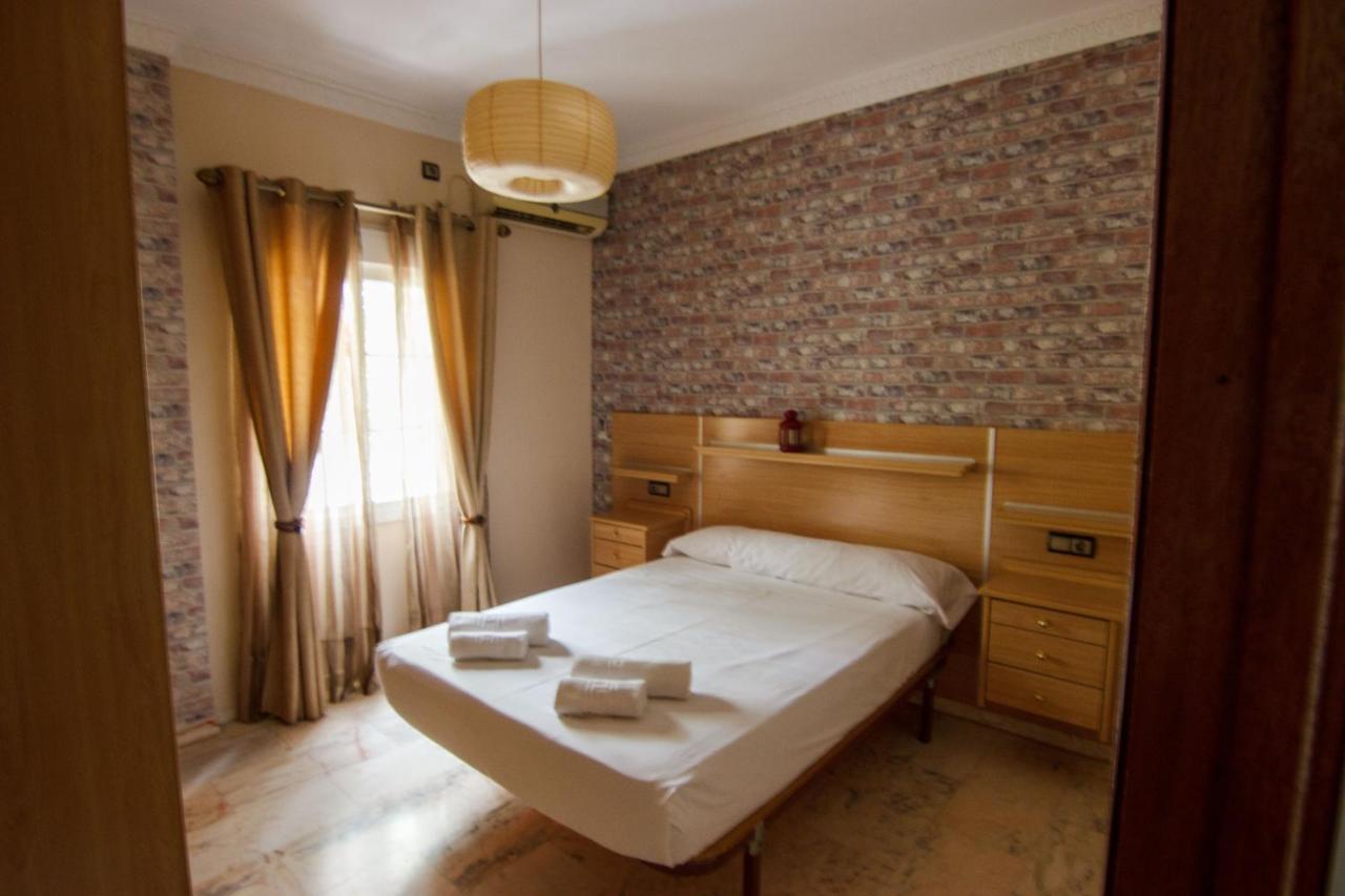 Rentalsevilla Centrico Apartamento Junto Al Guadalquivir Con Parking Coche Mediano מראה חיצוני תמונה